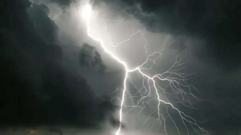 পাবনায় বজ্রপাতে ৬ নিহত, ৫ আহত