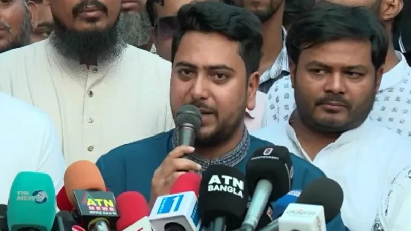 নাহিদ ইসলাম: সরকার গোপনে ভারতের সঙ্গে আঁতাত করে আওয়ামী লীগ ফিরিয়ে আনছে