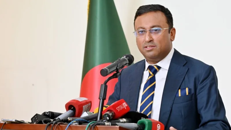 পররাষ্ট্র প্রতিমন্ত্রী হুমায়ুন কবির: বাংলাদেশ বিদেশি সহায়তায় নির্ভর না করে বিনিয়োগ‑ভিত্তিক অংশীদারিত্ব গড়ে তুলবে