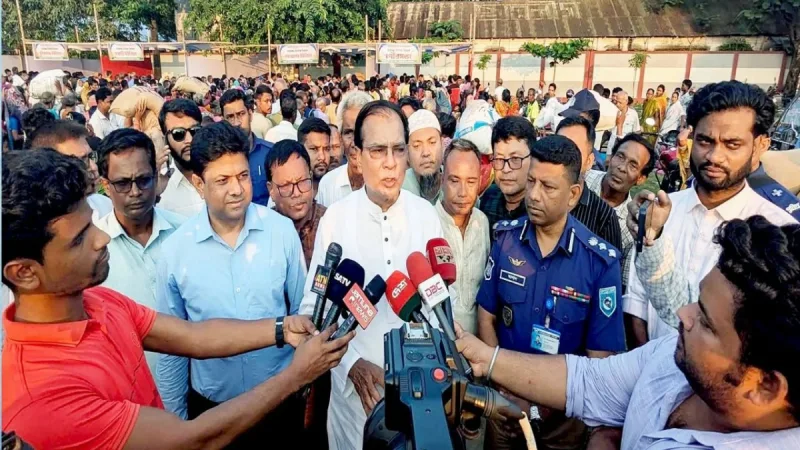 দুর্গাপূজায় সর্বাত্মক নিরাপত্তা নিশ্চিত করবেন সরকার ও পুলিশ