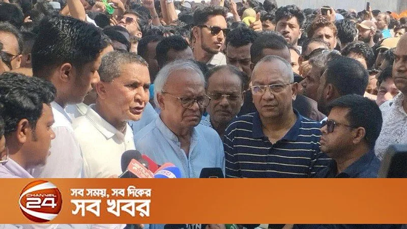 বিএনপি রুহুল কবির রিজভী: সব রাজনৈতিক দলকে পতিত ফ্যাসিবাদ উৎসাহিত করা কাজ থেকে বিরত থাকতে আহ্বান