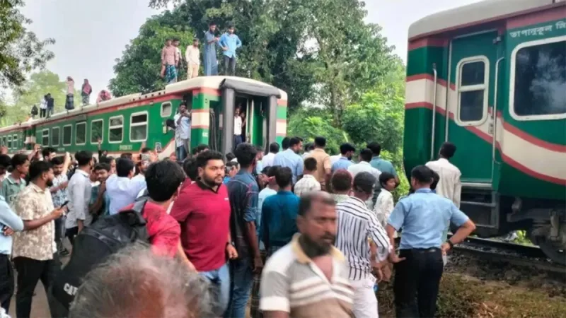 গফরগাঁওয়ে মোহনগঞ্জ এক্সপ্রেস ট্রেনের বগি বিচ্ছিন্ন