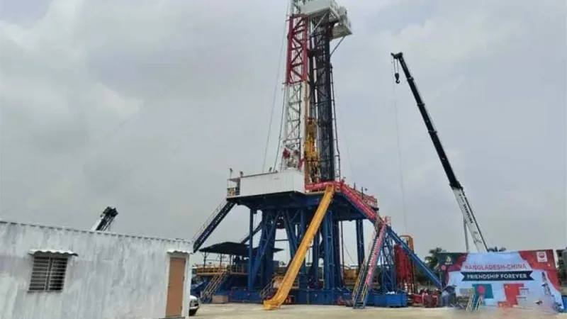 সরকার গ্যাসের ১৫০টি কূপ ড্রিল, নতুন এলএনজি টার্মিনাল ও সৌরশক্তি করপ্রণোদনা