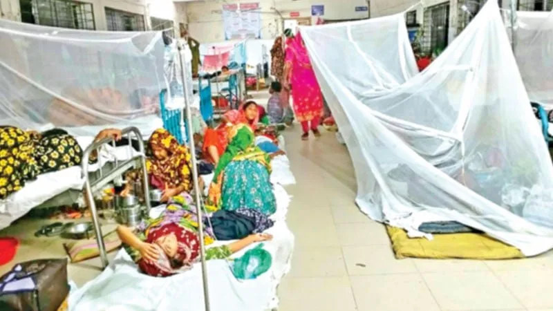 মনিরামপুরে হঠাৎ রোগী বাড়ল, স্যালাইন ও শয্যা সংকটে হাসপাতাল