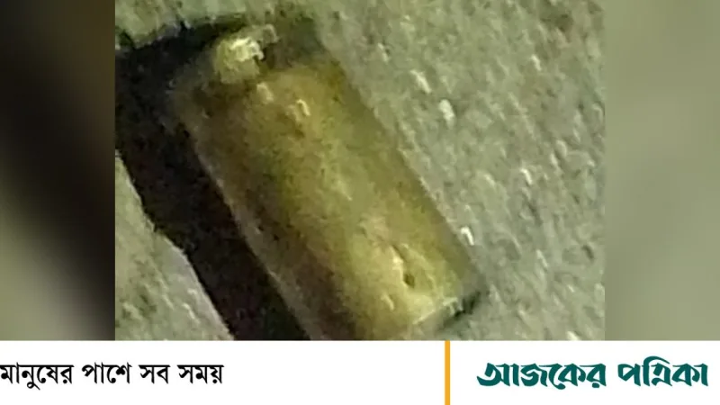 খুলনায় সন্ধানী ক্লিনিকে গুলি ও ভাঙচুর, এক মুদি দোকানী আহত
