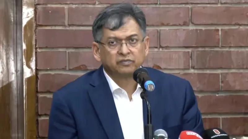 আইজিপির ‘ক্রসফায়ার’ বক্তব্যের ব্যাখ্যা দিলেন স্বরাষ্ট্রমন্ত্রী