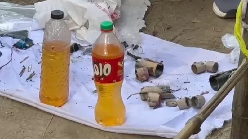 কুষ্টিয়ার লালন আখড়াবাড়ি থেকে পেট্রোল বোমা ও টাইম বোমা উদ্ধার, নিরাপত্তা জোরদার