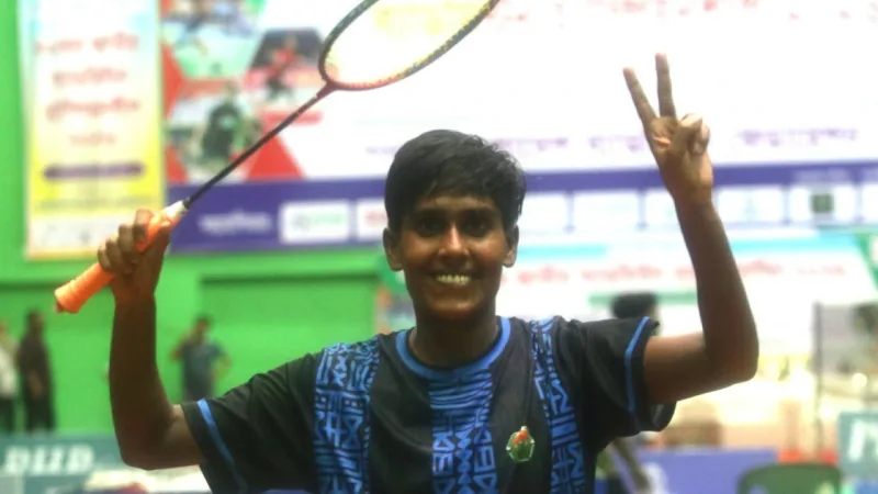 নদীতে মাছ ধরে সংসার চলে, মেয়েই জাতীয় চ্যাম্পিয়ন