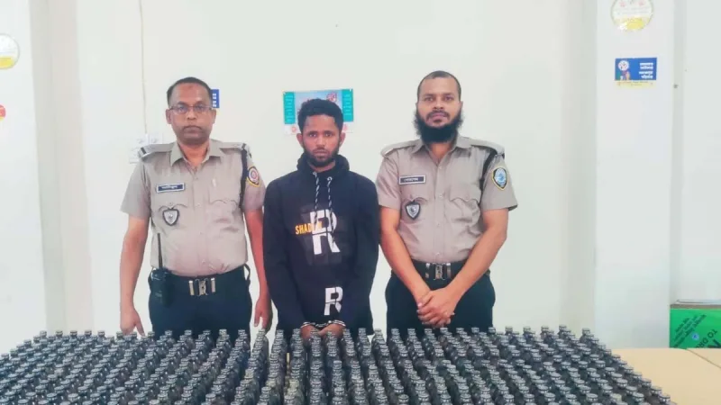 নেত্রকোনায় ২১ লাখ টাকার ফেনসিডিল জব্দ, একজন আটক