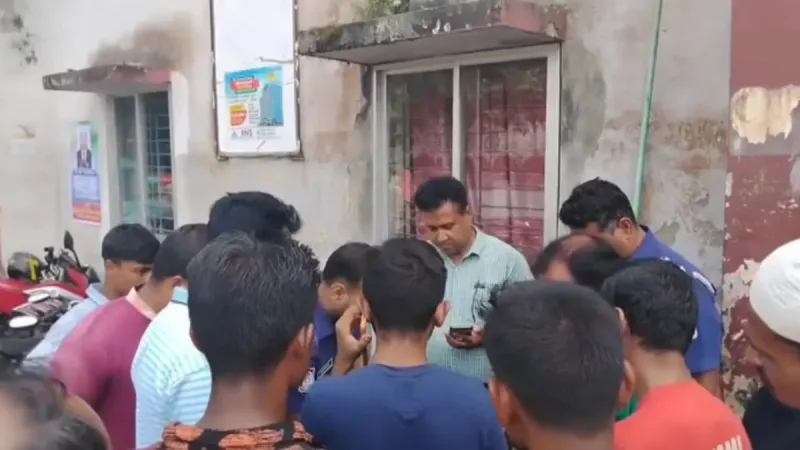 নেত্রকোনার কেন্দুয়ায় দুই মোটরসাইকেল সংঘর্ষে বাবা-ছেলে নিহত