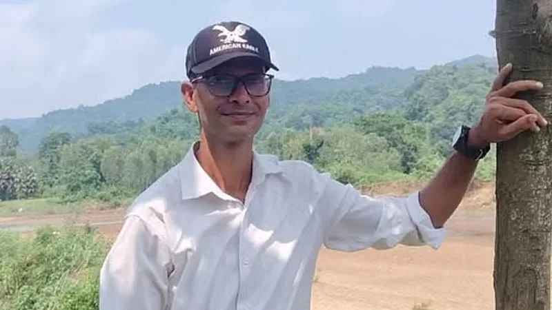 নেত্রকোনার কলমাকান্দা বাজারে সাংবাদিক লুৎফুজ্জামান আলিফ ফকিরের গুলি হামলা, পুলিশ গ্রেফতার অভিযান চালাচ্ছে