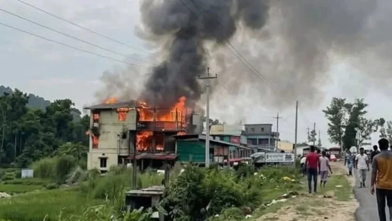 কক্সবাজারের টুপটুপ রেস্টোর আগুনে ১০ মৃত, স্বজনদের ময়নাতদন্তে আবেদন
