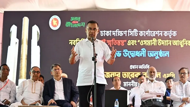 প্রধানমন্ত্রীর মন্তব্য: বিরোধী দল স্বৈরতন্ত্রের পথে চালিয়ে দিলে শহীদদের বিশ্বাসঘাতকতা হবে