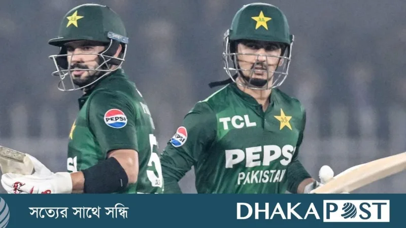 ত্রিদেশীয় সিরিজের মাঝপথে বাদ সাইম আইয়ুব, জায়গা নিলেন সাহিবজাদা ফারহান