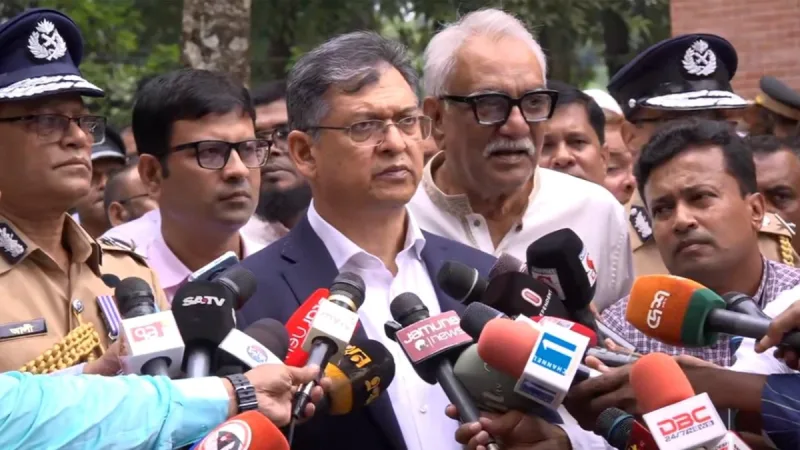 স্বরাষ্ট্রমন্ত্রী: আইনশৃঙ্খলা পরিস্থিতি নিয়ন্ত্রণে সরকারের প্রধান অগ্রাধিকার