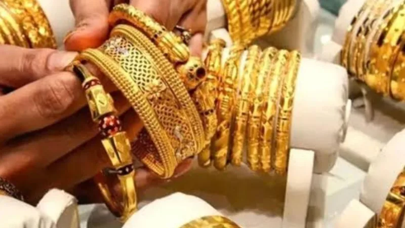 স্বর্ণের দাম ভরিপ্রতি কমল ১৬৩৩ টাকা
