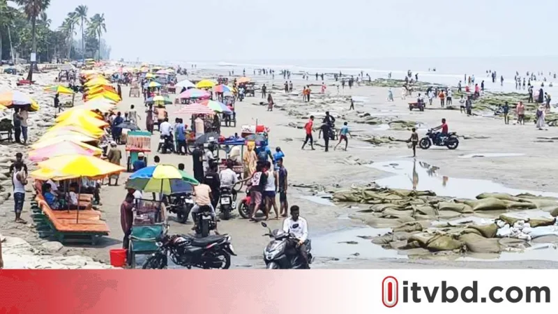 টানা ৫ দিনের ছুটিতে কক্সবাজারসহ দেশের পর্যটনকেন্দ্রে লাখো পর্যটক