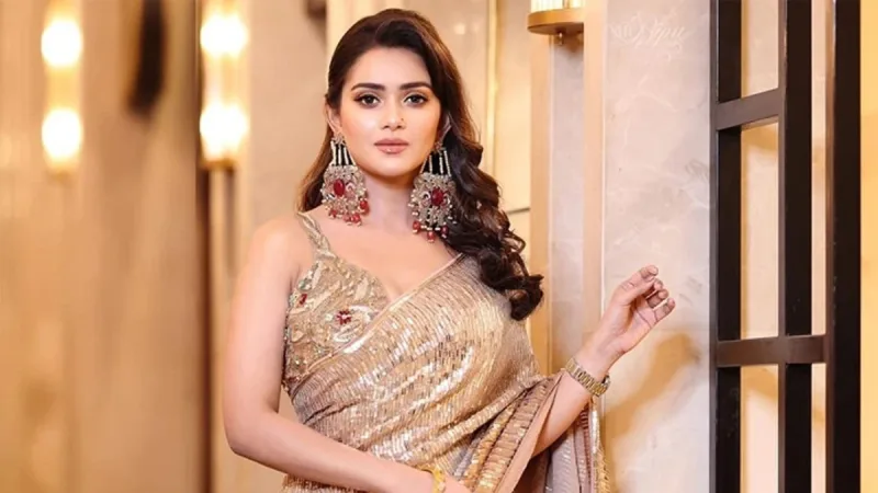 তানজিন তিশার বিরুদ্ধে হত্যার হুমকি মামলায় আদালত নির্দেশ