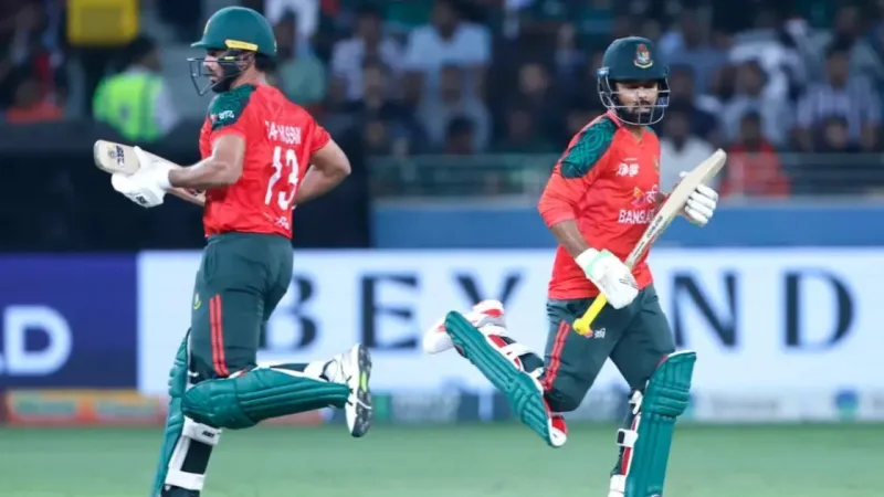 বিশ্বকাপের বছর আগে বাংলাদেশের ব্যাটিং সংকট: দুটি ম্যাচে ২০০ রানও না