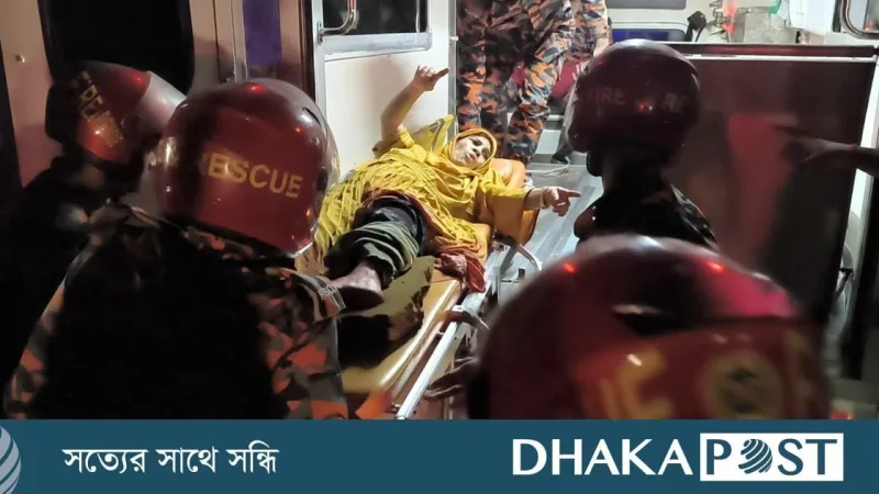 মুন্সীগঞ্জ এক্সপ্রেসওয়ে বাস-ট্রাক সংঘর্ষে ৩ নারী আহত, অন্য প্রতিবেদনে ৩ মৃত্যু